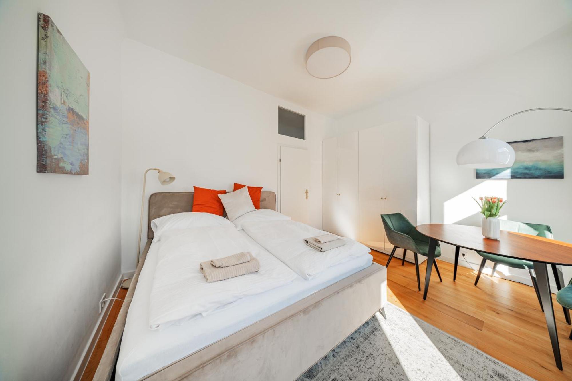 Sonnige Altbauwohnung Nahe Wien Hauptbahnhof Экстерьер фото